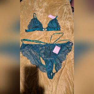 Venus Bralette and Panty Set by Empress Mimi